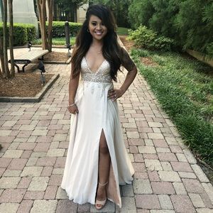 Size 1 petite laced gown